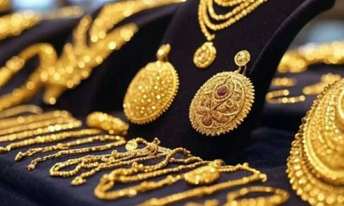 عيار 21 الآن بالمصنعية.. سعر الذهب اليوم الاثنين 15 يونيو 2026 بالصاغة بعد الصعود