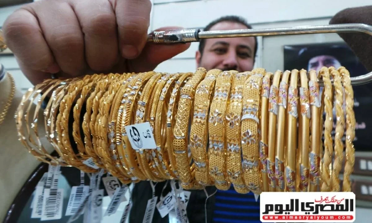 عيار 21 ينخفض 50 جنيه الآن.. سعر الذهب اليوم الجمعة 19-6-2026 بالصاغة