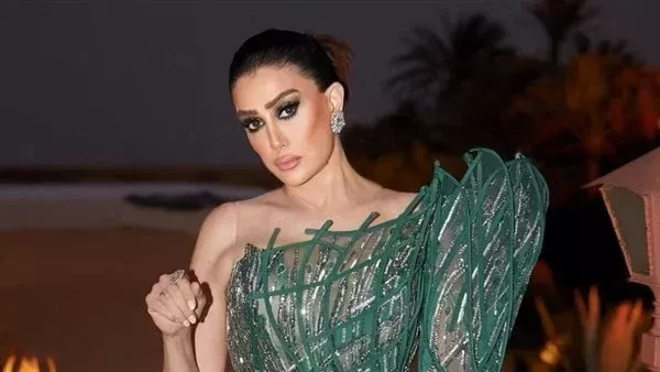غادة عبدالرازق ترفض التعاون مع محمد رمضان رغم إغراءها بالدولارات|خاص