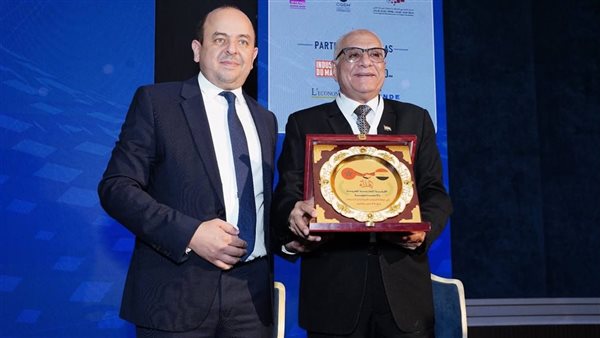غرفة الإسماعيلية توقع شراكة اقتصادية مع فاس – مكناس المغربية