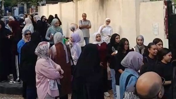 فرحة بين الطلاب في أول أيام امتحانات الثانوية العامة 2026