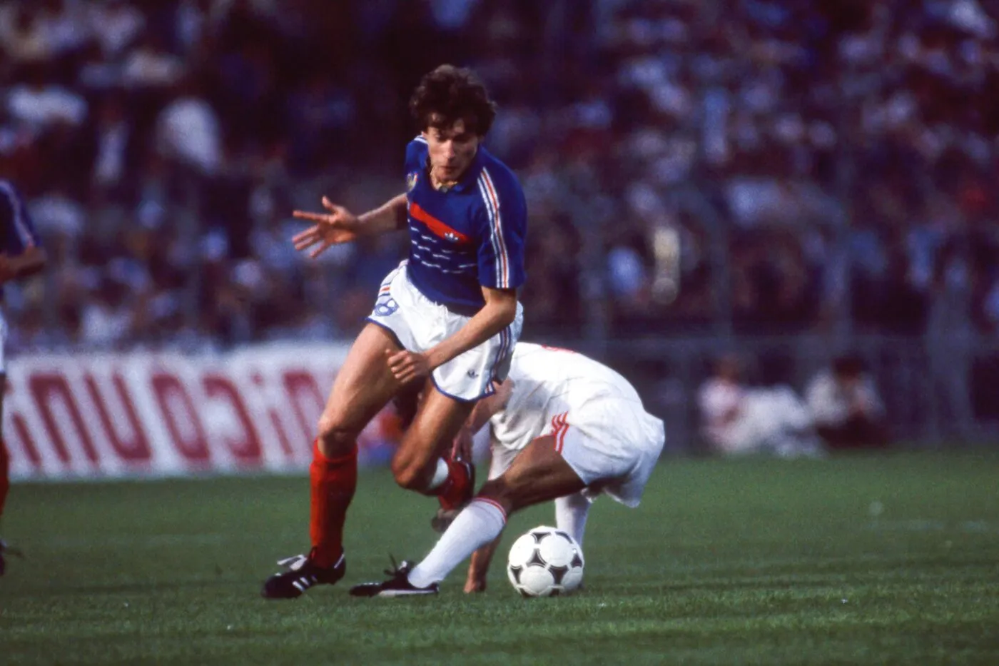 Luis Fernandez : « En 1984, rien ne pouvait nous arrêter » - Nos jours Euro  - Épisode 2 - Euro 1984 - 19 Avr. 2024 - SO FOOT.com