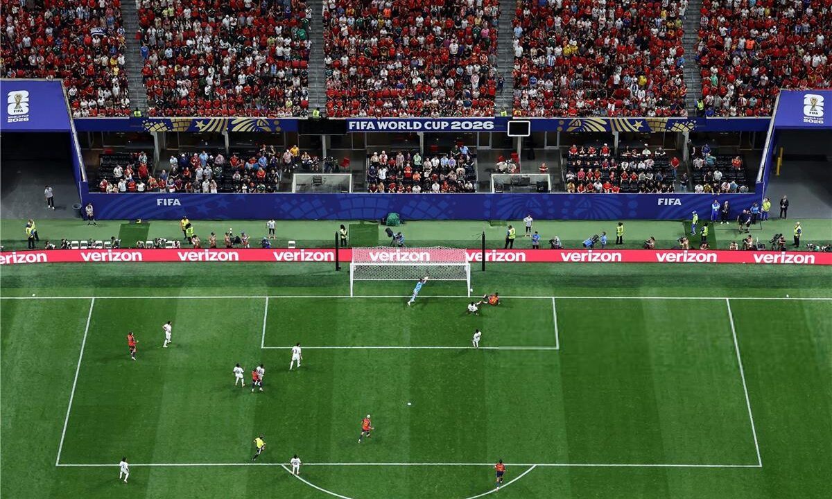 فيديو | أويارزابال يسجل هدفي إسبانيا الثاني والثالث أمام السعودية