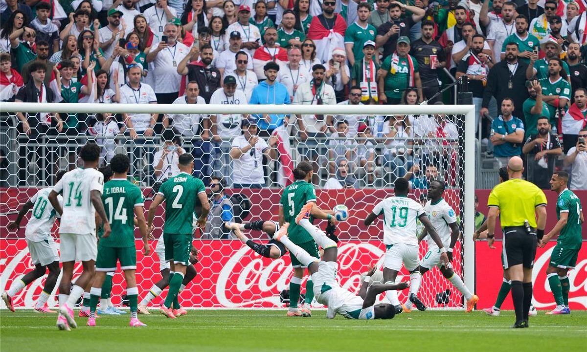 منتخب العراق يتعرض لهزيمة قاسية بخماسية أمام السنغال في كأس العالم 2026