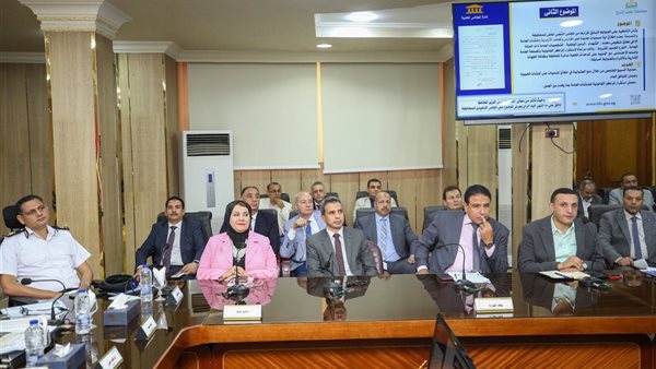 كفر الشيخ: إنهاء 3 ملفات متعثرة وإطلاق اسم شهيد على مدرسة خلال الاجتماع التنفيذي