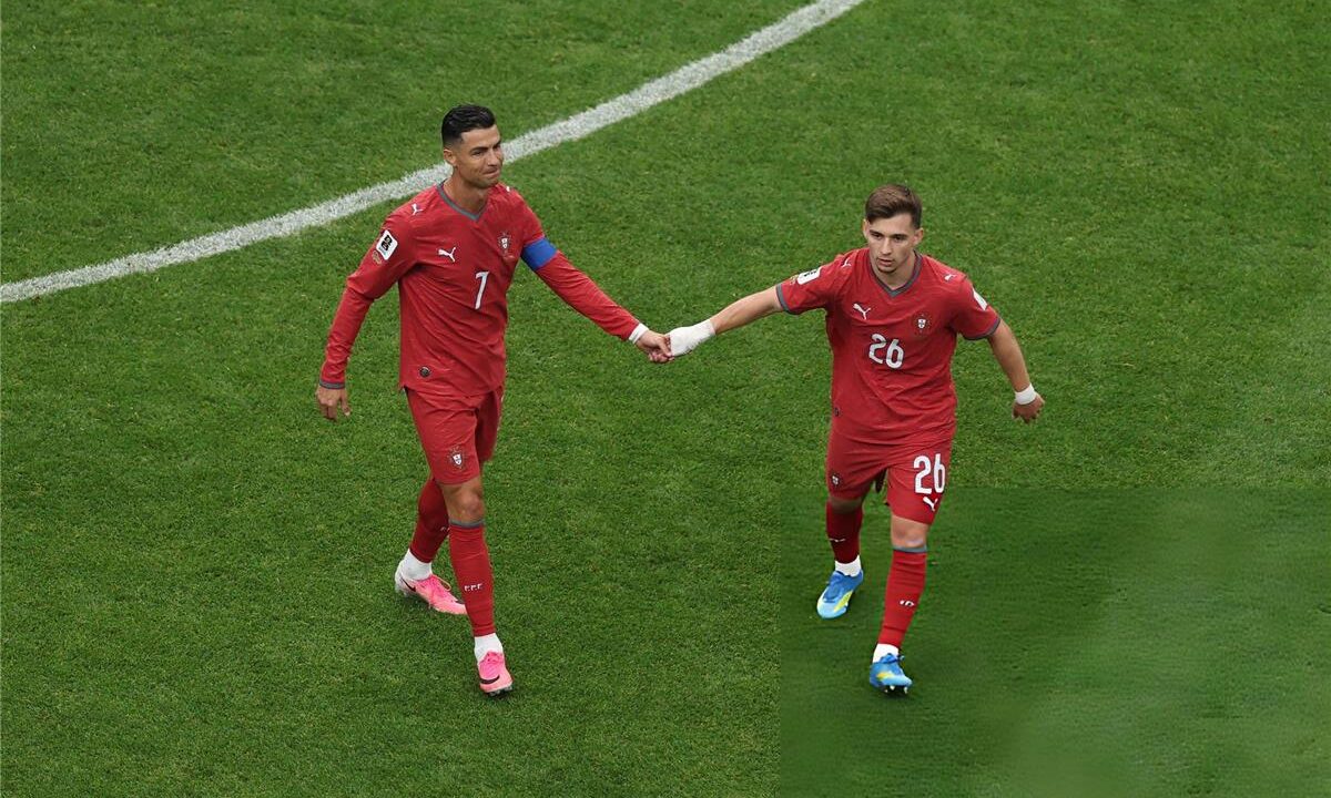 كونسيساو على خطى نيفيز: رونالدو مثل أي لاعب في البرتغال.. ولا أشعر بالحاجة للتمرير له