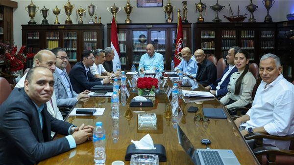 الأهلي ينهي إجراءات الحصول على الرخصة الأفريقية بنجاح