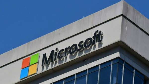 مايكروسوفت تفرض تثبيت Microsoft 365 Copilot على أجهزة ويندوز 11