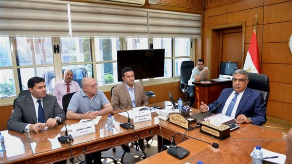 محافظ الدقهلية يناقش الاستعدادات لتنفيذ الخطة الاستثمارية الجديدة 2026/2027