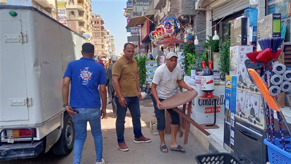 محافظ الدقهلية يتابع حملة لرفع الإشغالات في أجا