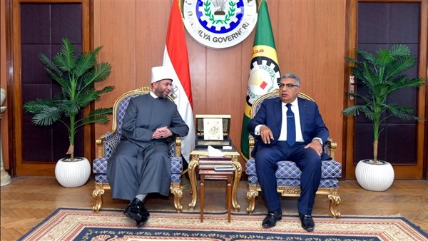 محافظ الدقهلية يستقبل وزير الأوقاف في جامعة المنصورة