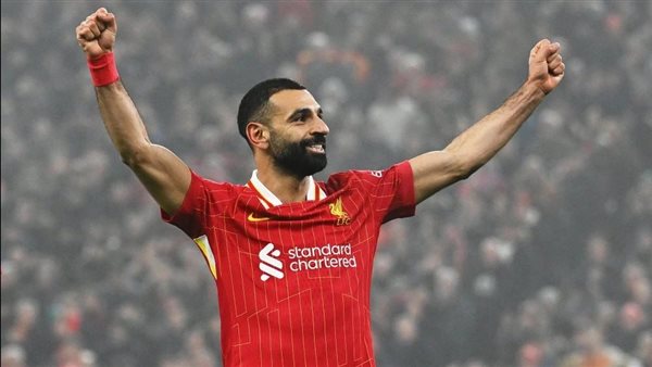 محمد صلاح يحتفل بعيد ميلاده وسط إشادات من الصحف العالمية