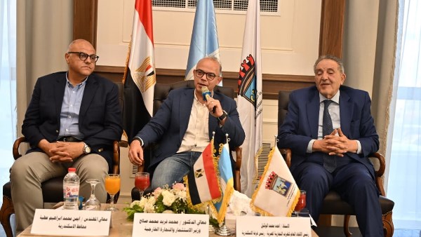 محمد فريد: إنهاء تكرار المستندات والإجراءات أولوية لتخفيف الأعباء على المستثمرين