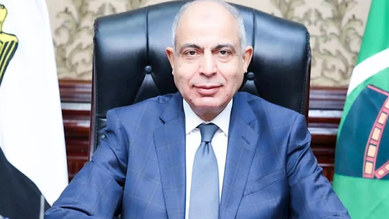 مد مهلة إنهاء إجراءات ترخيص سيارات الميكروباص بالمنيا حتى 31 يوليو 2026