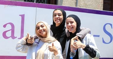 استعدادات طلاب الثانوية العامة: مسائل وتدريبات متنوعة في الرياضيات التطبيقية