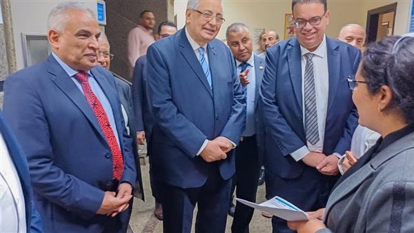 مستشار رئيس الجمهورية لشئون الصحة يشيد بمستشفى الصدر الجامعي بطنطا