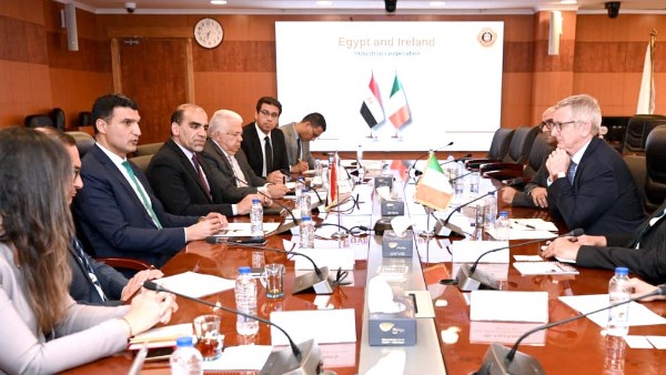 مصر وأيرلندا تفتحان مسارات جديدة للشراكة الصناعية في التكنولوجيا الخضراء والدواء المتقدم