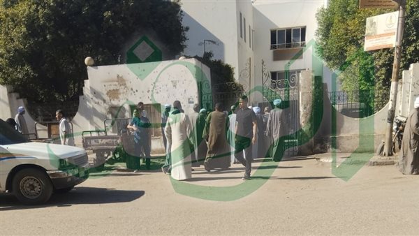 مصرع شخص وإصابة اثنين في تصادم توكتوك بسيارة نقل بدون لوحات بطريق العتمور بكوم أمبو