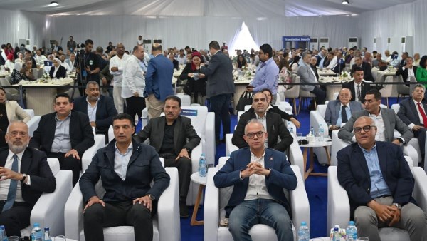 استثمارات جديدة في الأسمنت المصري تعزز الصادرات إلى 1.3 مليون طن