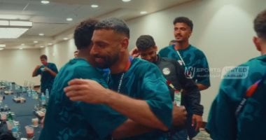 منتخب مصر يفاجئ محمد صلاح بـ”تورتة” عيد ميلاده بعد نهاية مباراة بلجيكا.. فيديو
