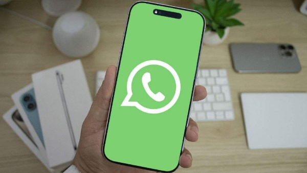 ميزة قديمة تعود من جديد.. واتساب يختبر مفاجأة بصرية لمستخدمي آيفون