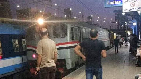 نقل 9 عربات مترو من ميناء الدخيلة إلى ورش كوتسيكا