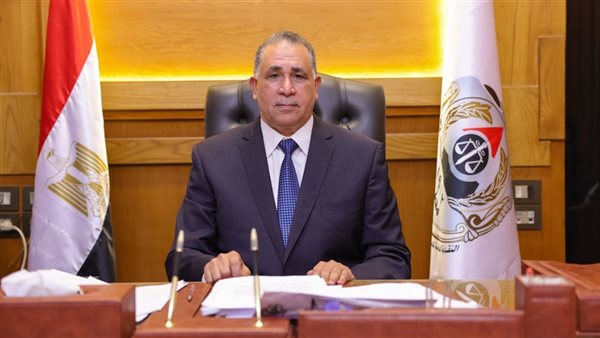 نقيب المحامين يهنئ الرئيس السيسي بمناسبة الذكرى الثالثة عشرة لثورة 30 يونيو