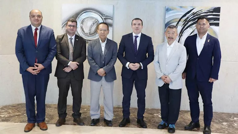 هيئة الإسعاف المصرية وجامعة يابانية تبحثان تطوير تدريب المسعفين