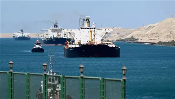وزير البترول الأسبق: أسعار النفط ستظل بين 90 و100 دولار.. وإصلاح أضرار المنشآت سيصل لعام ونصف
