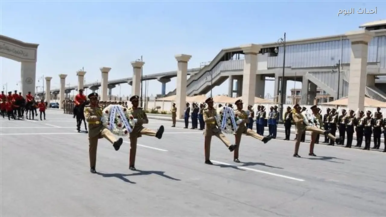 وزير الدفاع والإنتاج الحربي يتقدم الجنازة العسكرية للفريق يوسف عفيفي أحد قادة حرب أكتوبر | صور