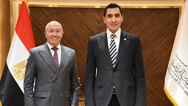 وزير الرياضة يصدر قرارًا بتكليف ممدوح الششتاوي مستشارًا لشؤون الاستثمار