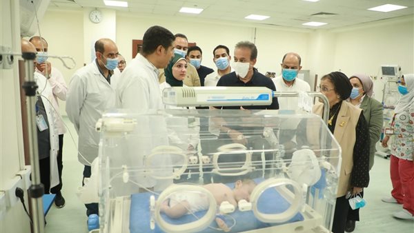 وزير الصحة يزور مستشفى أبو قرقاص الجديد ودير مواس التخصصي