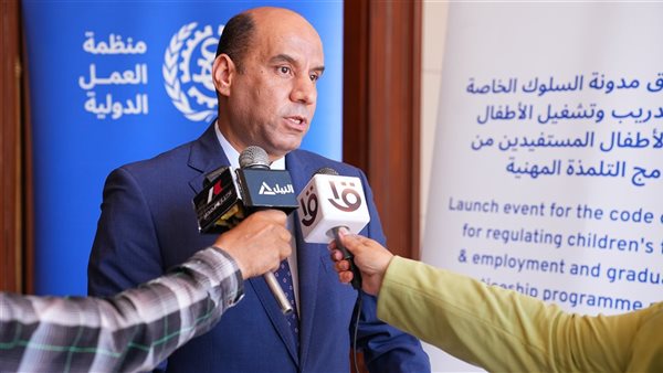 وزير العمل: ثمار ثورة 30 يونيو تتجلى في بناء الإنسان وحماية حقوقه