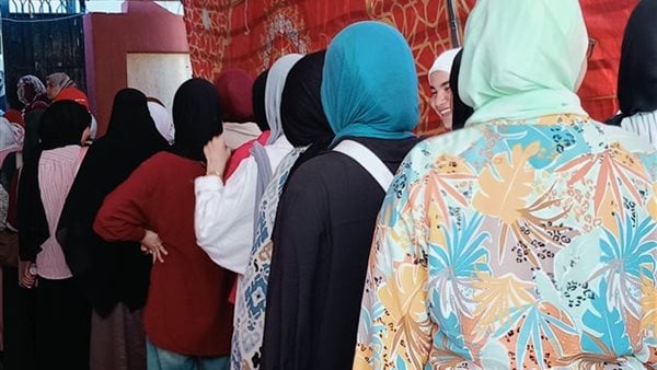 وسط تشديدات أمنية.. انتظام امتحانات الثانوية العامة داخل 8 لجان بجنوب سيناء