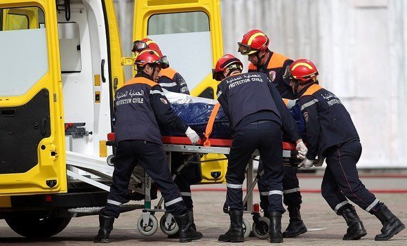 وفاة شخص وإصابة 7 آخرين في حادث اصطدام شاحنة بسيارة بالبويرة