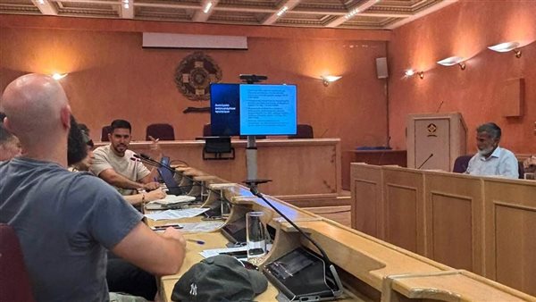 الجالية المصرية في اليونان تناقش تقنين أوضاع العمالة خلال اجتماع موسع بأثينا