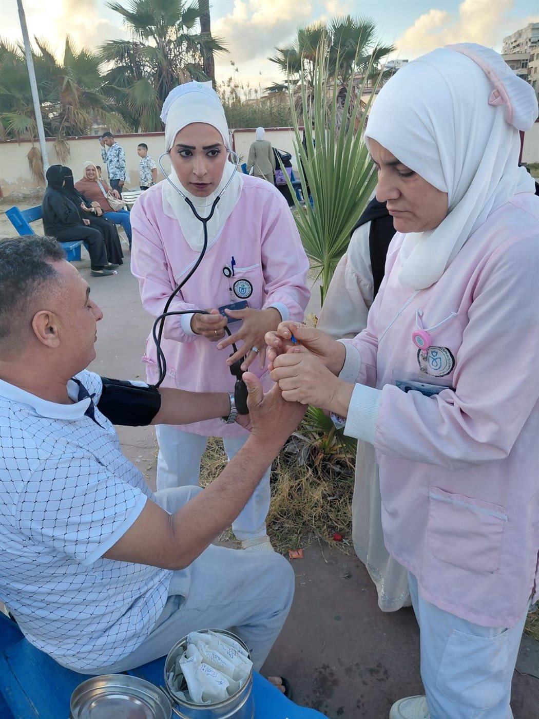 جانب من انتشار الفرق الطبية
