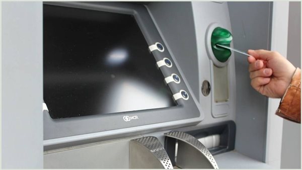 أزمة الـATM اختناق لوجستي مؤقت وليس نقص سيولة