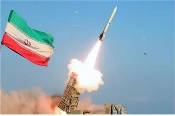 إيران تحذر من رد على انتهاكات أمريكية للهدنة