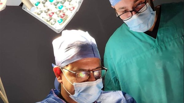 استئصال ورم ليفي بنجاح لسيدة تعاني نزيفًا في السويس