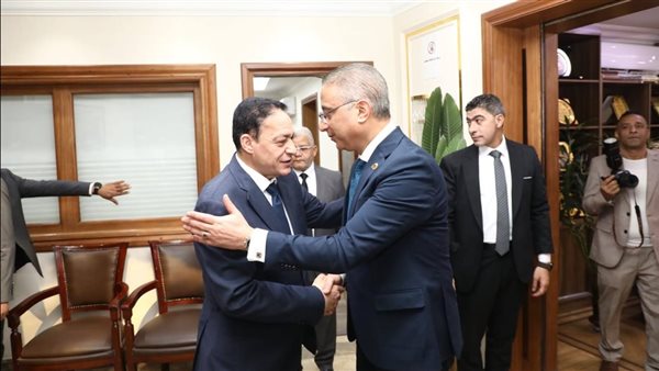 الأنصاري يستقبل مساعد وزير الداخلية لتهنئته بعيد الأضحى