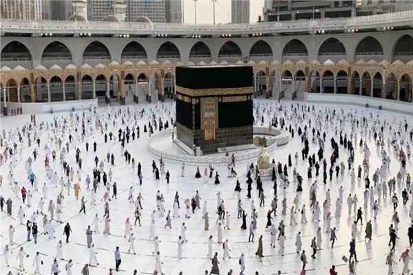 الأوقاف توضح: طواف الإفاضة يجزئ عن طواف الوداع