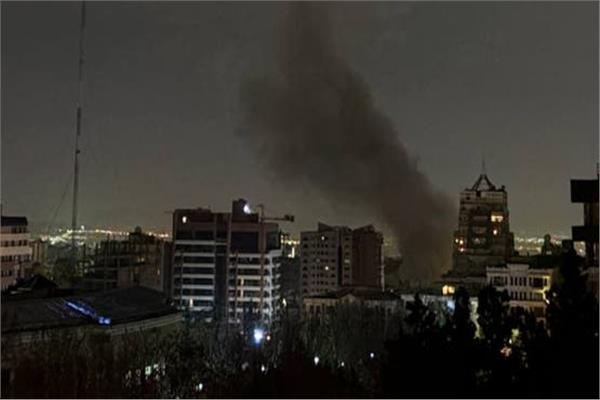 الجيش الأمريكي ينفذ ضربات ضد منصات صاروخية وقوارب إيرانية جنوب إيران