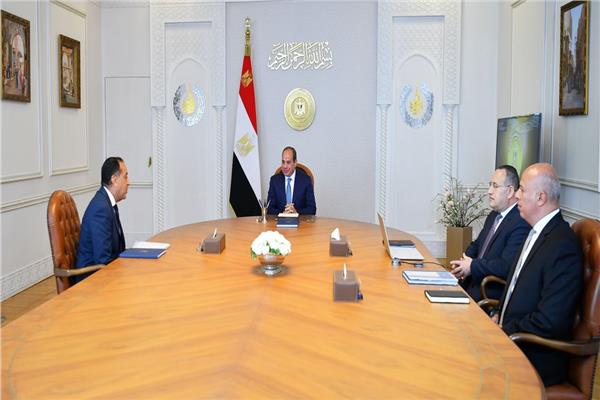 الرئيس السيسي ومدبولي يبحثان تطوير التعليم العالي والبحث العلمي