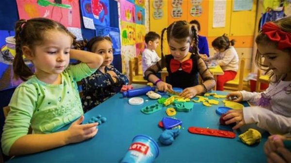 بدء التقديم لرياض الأطفال والصف الأول الابتدائي أول يونيو