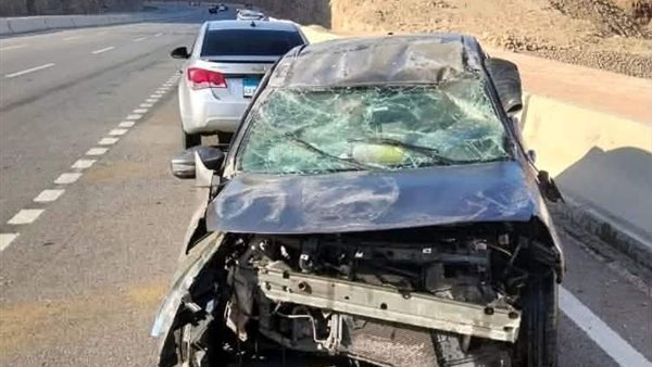حادث انقلاب سيارة ملاكي بطريق الجلالة يسفر عن إصابة 3 أشخاص