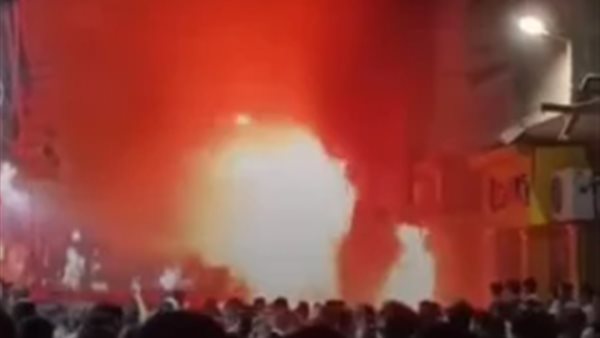 حريق يندلع في محال ومخزن تجاري بالوراق