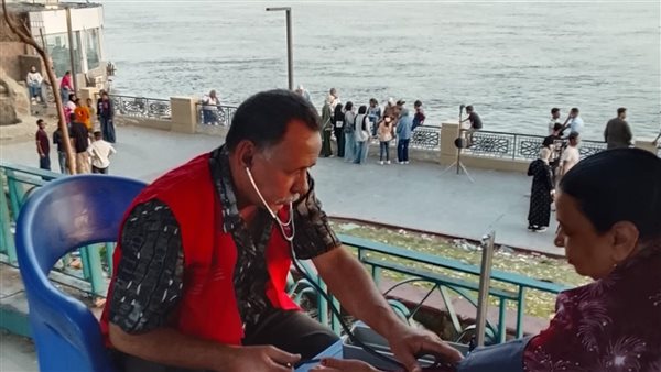 خدمات المبادرات الرئاسية للمواطنين في قنا خلال العيد