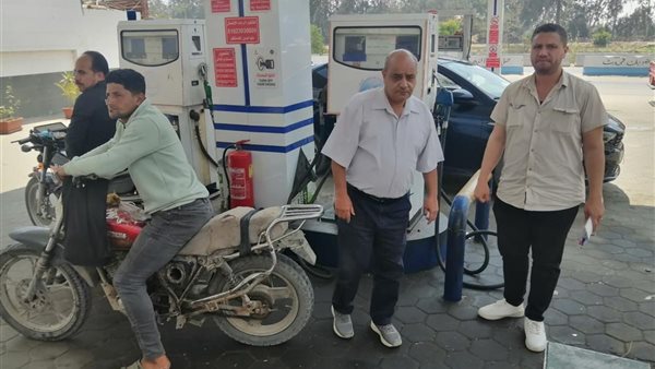 ضبط 775 كجم دقيق و1255 لتر مواد بترولية في الشرقية