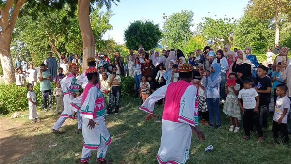 عروض فنية مستمرة في حديقة فريال بأسوان خلال عيد الأضحى